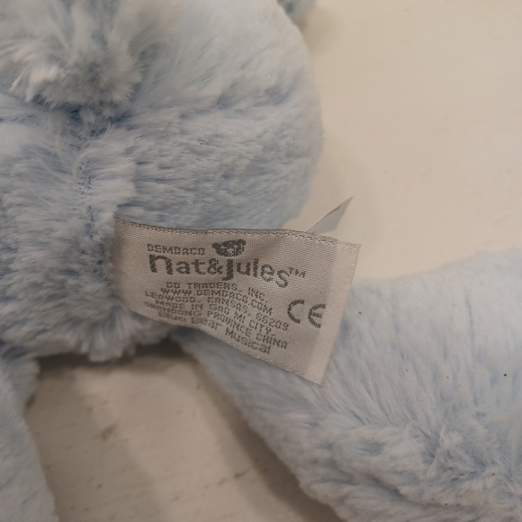 Nate & Jules bear musical moves - Picture 3 of 4